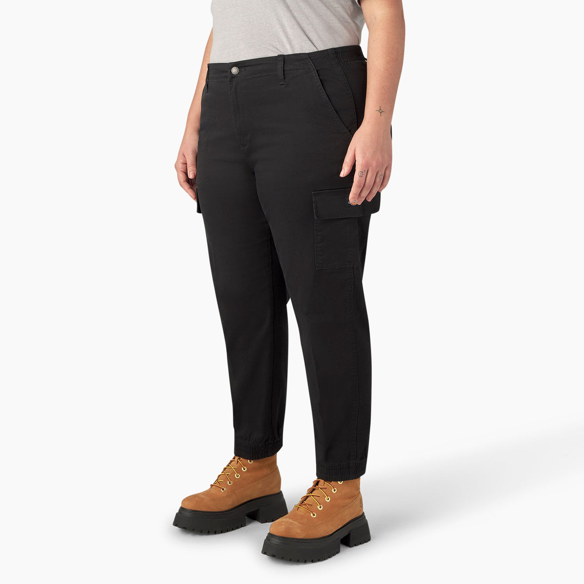 Women's Plus High Rise Fit Cargo Pants - Dickies Exclusive